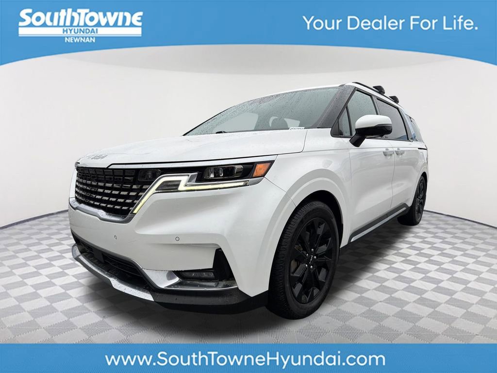 Used 2022 Kia Carnival SX Prestige image 1