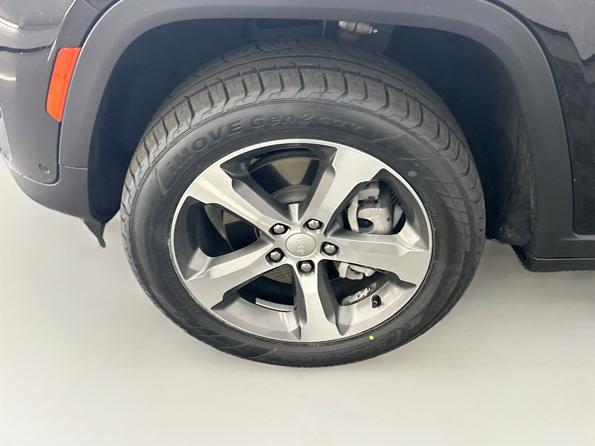 Used 2022 Jeep Grand Cherokee Limited 4xe w/ Luxury Tech Group II AWD/4WD image 11