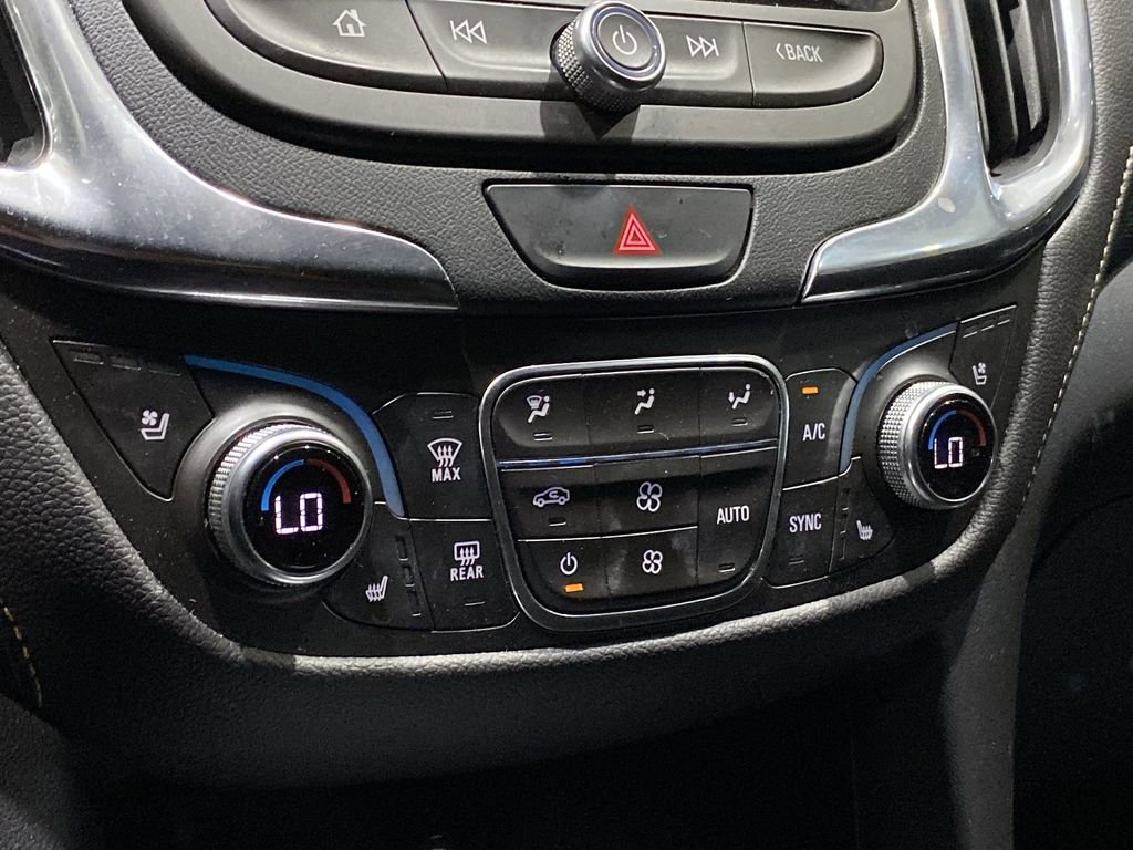 Used 2018 Chevrolet Equinox Premier image 8