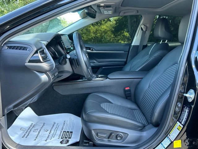 Used 2023 Toyota Camry SE w/ Cold Weather Package AWD/4WD image 19
