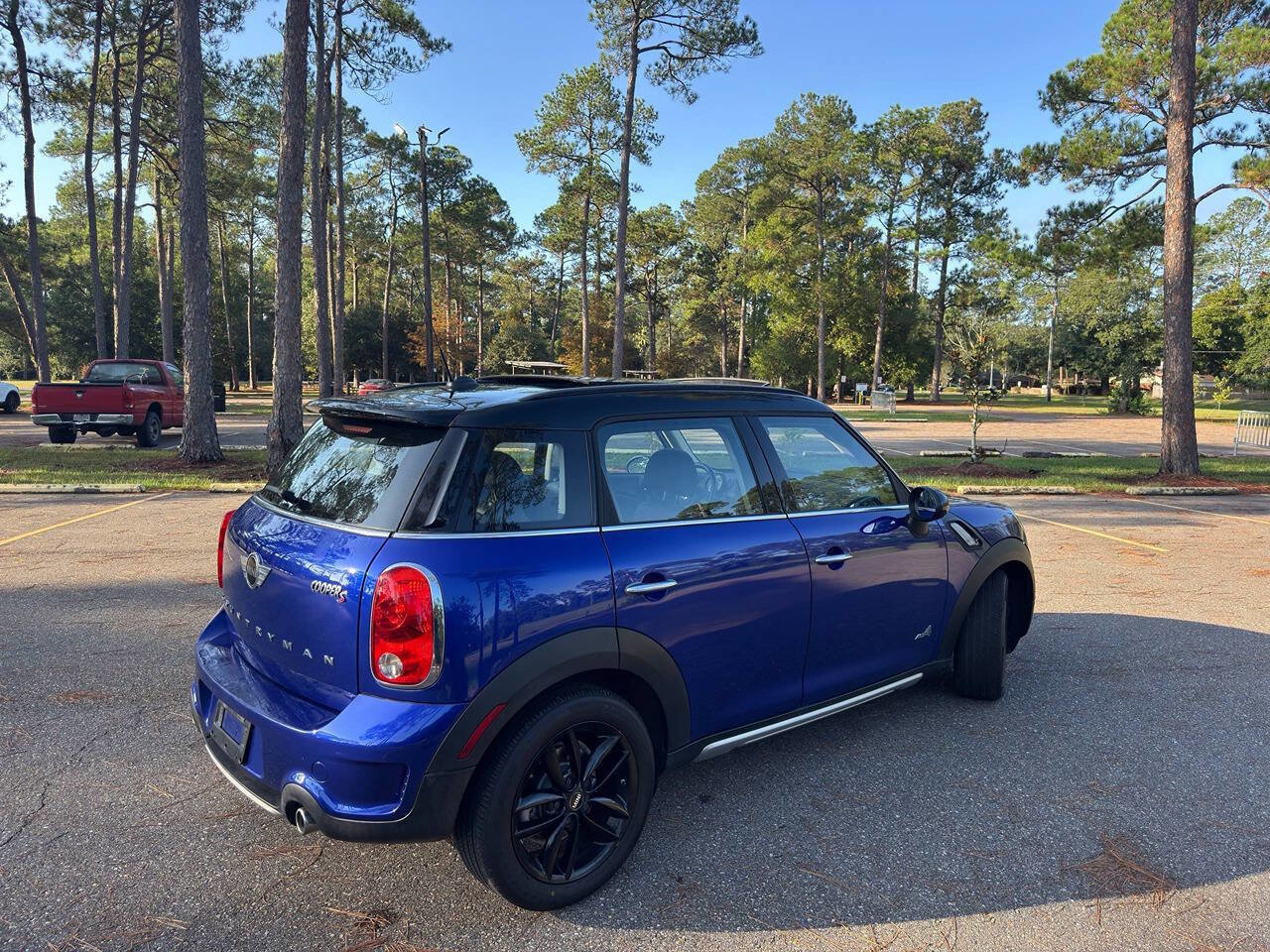 Used 2015 MINI Cooper Countryman S image 3