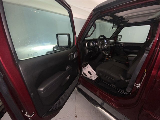 Used 2021 Jeep Gladiator Willys image 11