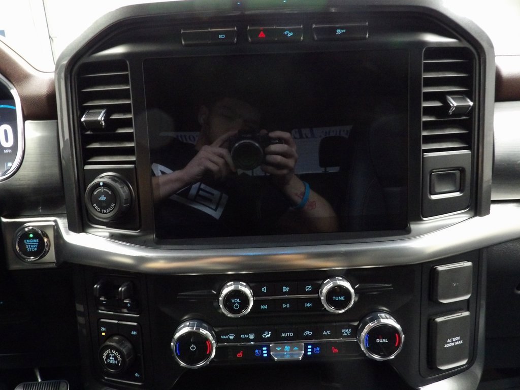 Used 2022 Ford F150 Lariat image 14