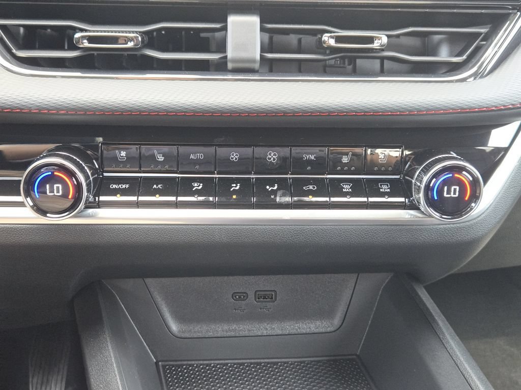 New 2027 Chevrolet Equinox RS w/ Convenience Package III FWD image 15