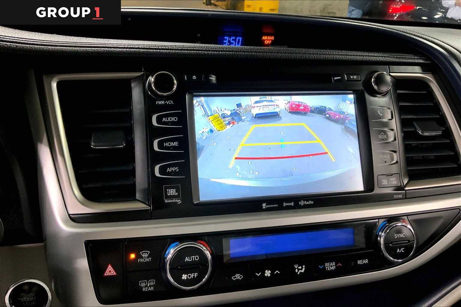 Used 2016 Toyota Highlander Limited Platinum image 26