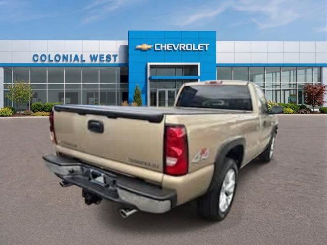 Used 2005 Chevrolet Silverado 1500 LS w/ Light Duty Power Package AWD/4WD image 15