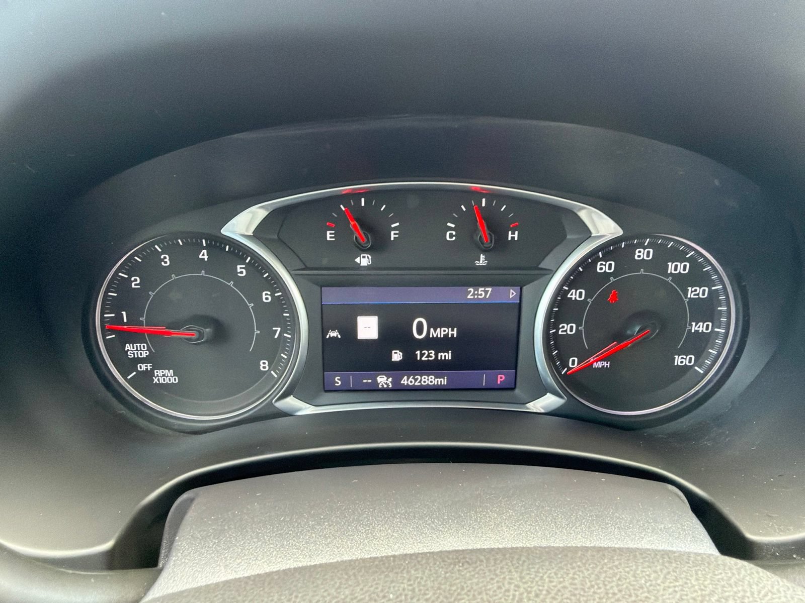Used 2021 GMC Terrain SLE w/ Driver Convenience Package FWD image 12