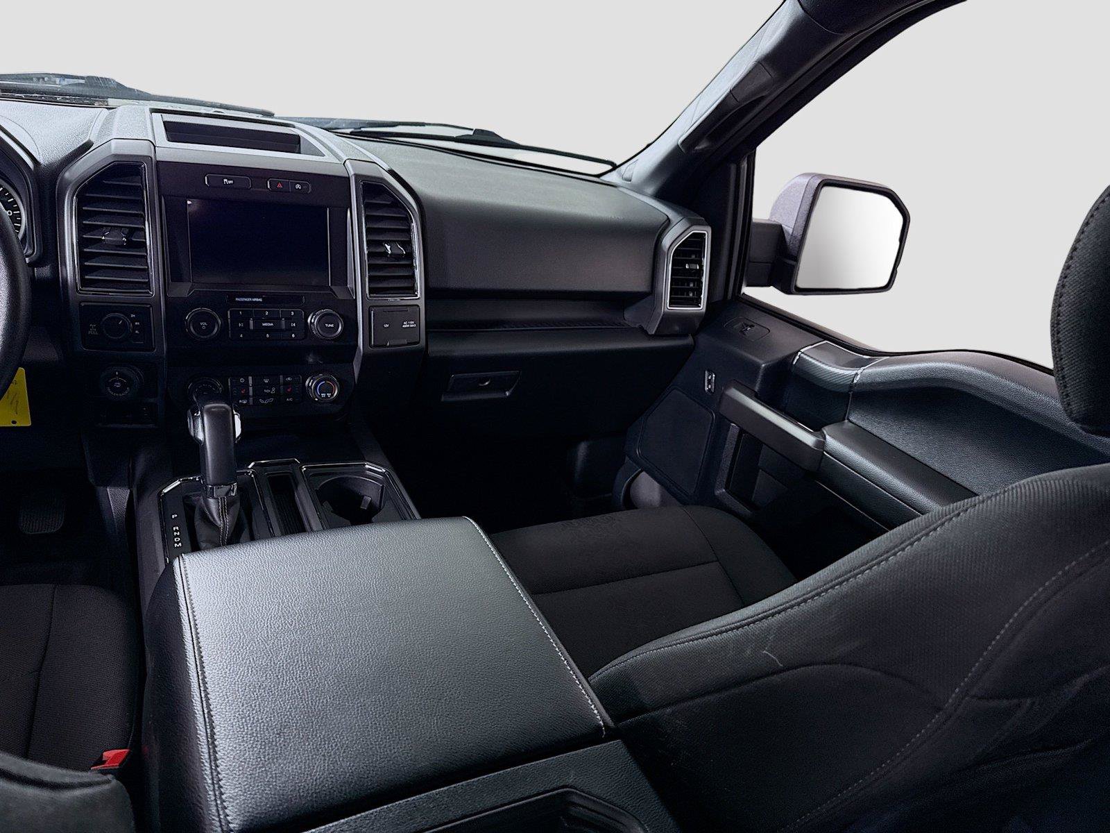 Used 2019 Ford F150 XLT w/ Equipment Group 302A Luxury AWD/4WD image 16