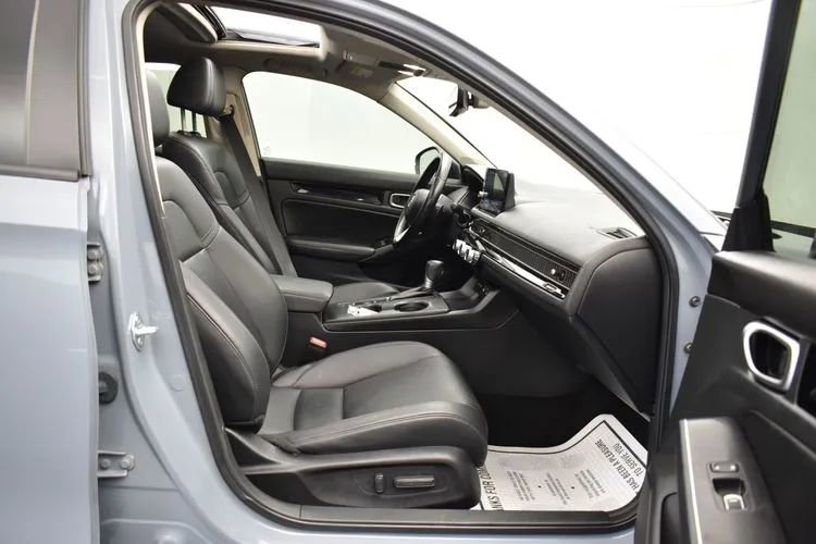 Used 2024 Honda Civic Touring image 16