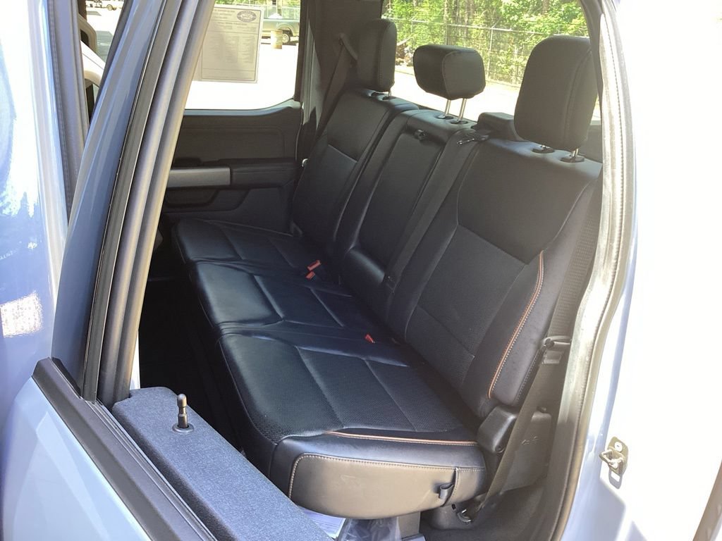Used 2025 Ford F250 Lariat w/ Black Appearance Package AWD/4WD image 45