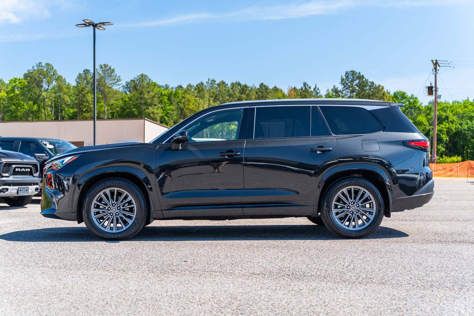 Used 2024 Lexus TX 350 AWD w/ Cold Weather Package image 4