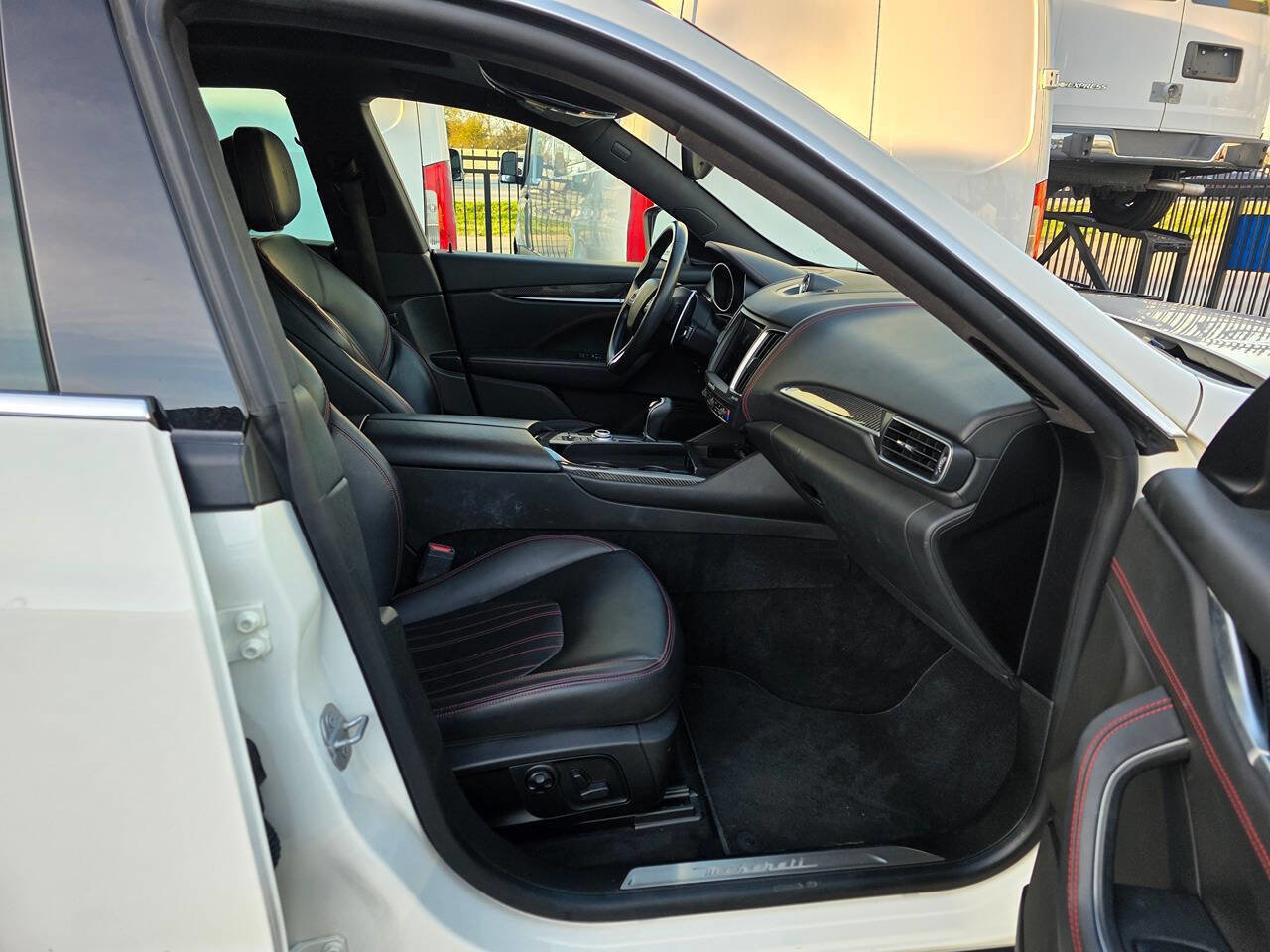 Used 2017 Maserati Levante S image 17