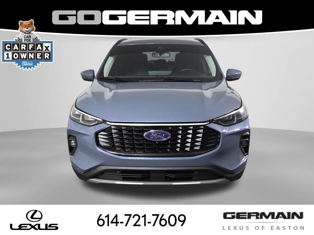 Used 2025 Ford Escape Platinum w/ Premium Technology Package AWD/4WD image 2