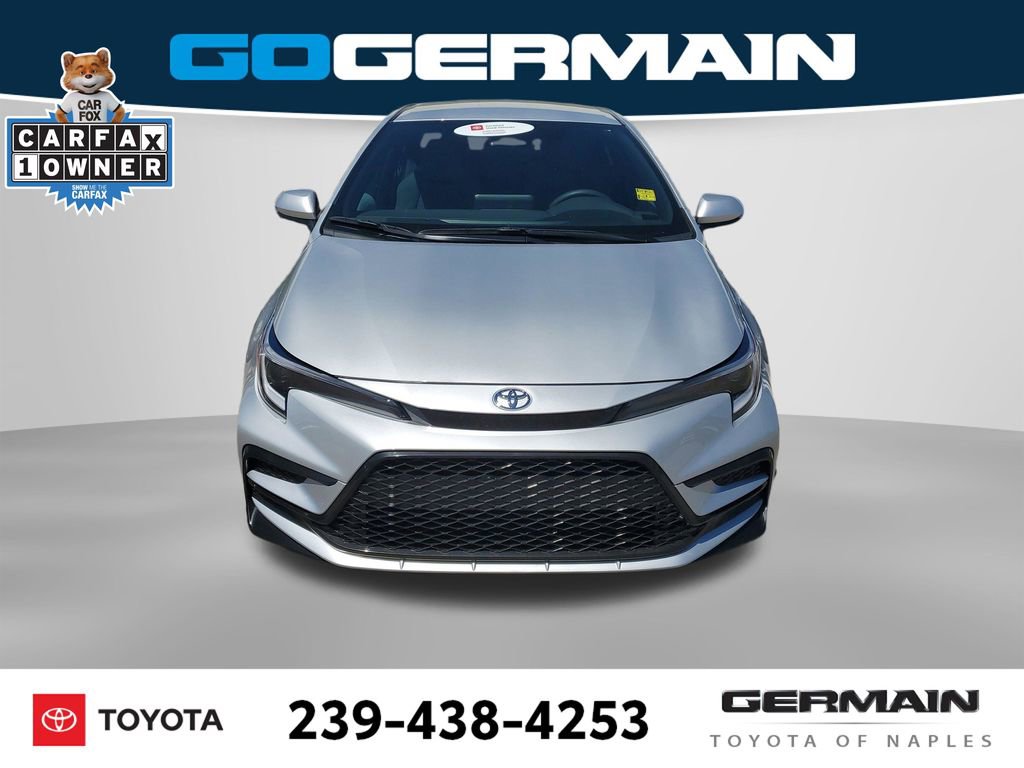 Used 2026 Toyota Corolla SE image 2