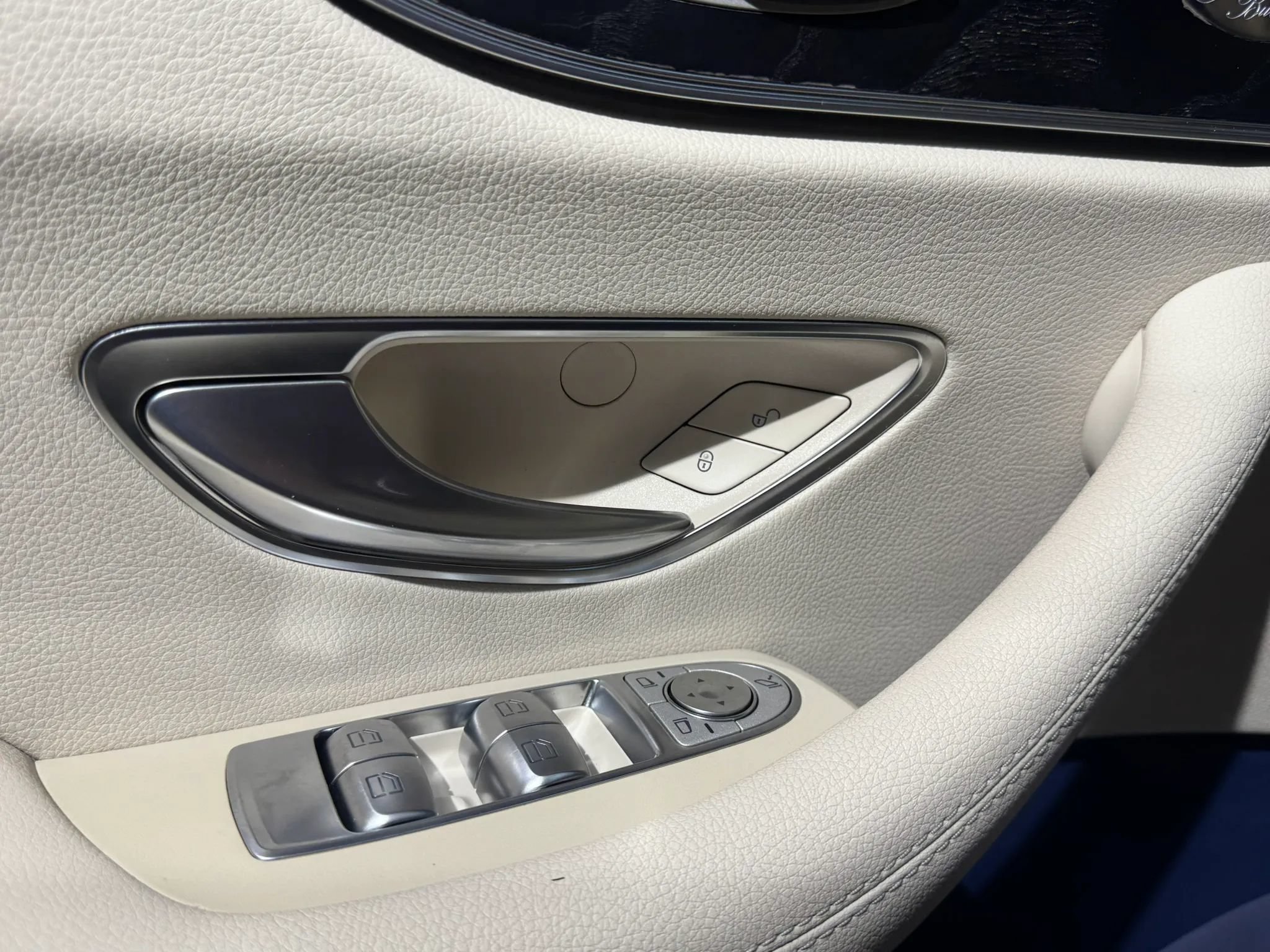 Used 2018 Mercedes-Benz E 400 Coupe image 9