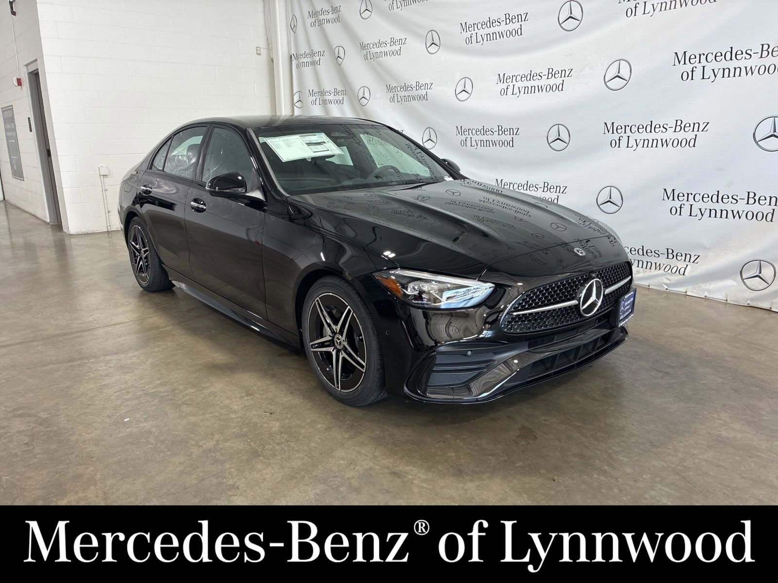 New 2025 Mercedes-Benz C 300 4MATIC Sedan