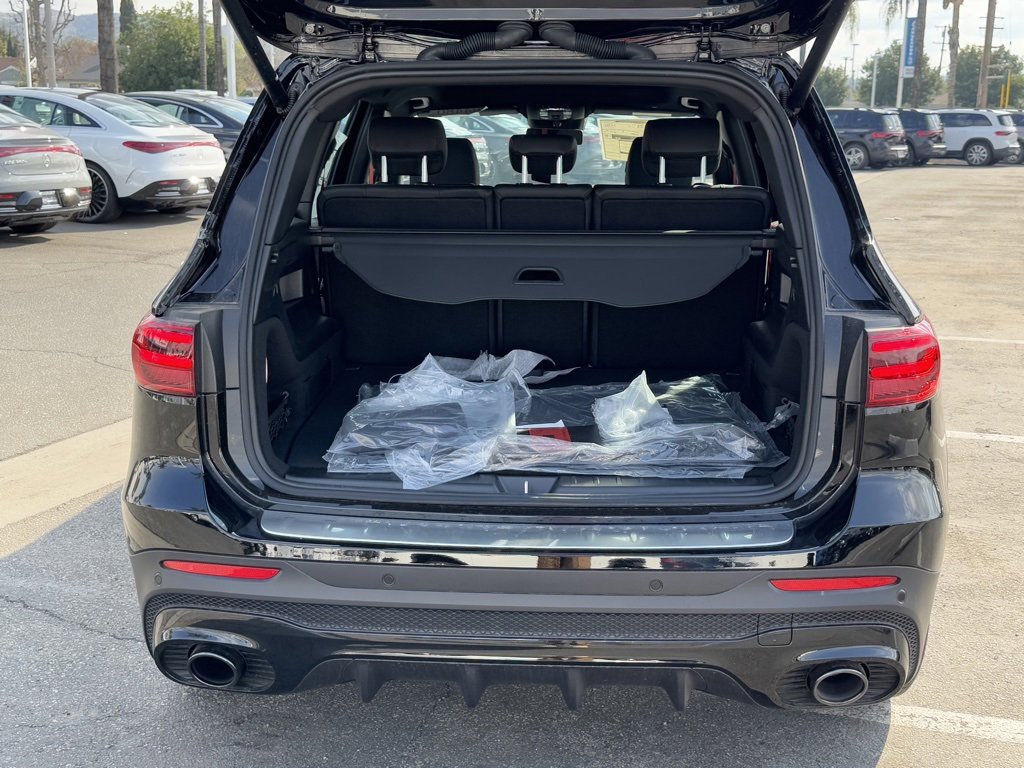 New 2025 Mercedes-Benz GLB 35 AMG 4MATIC image 14