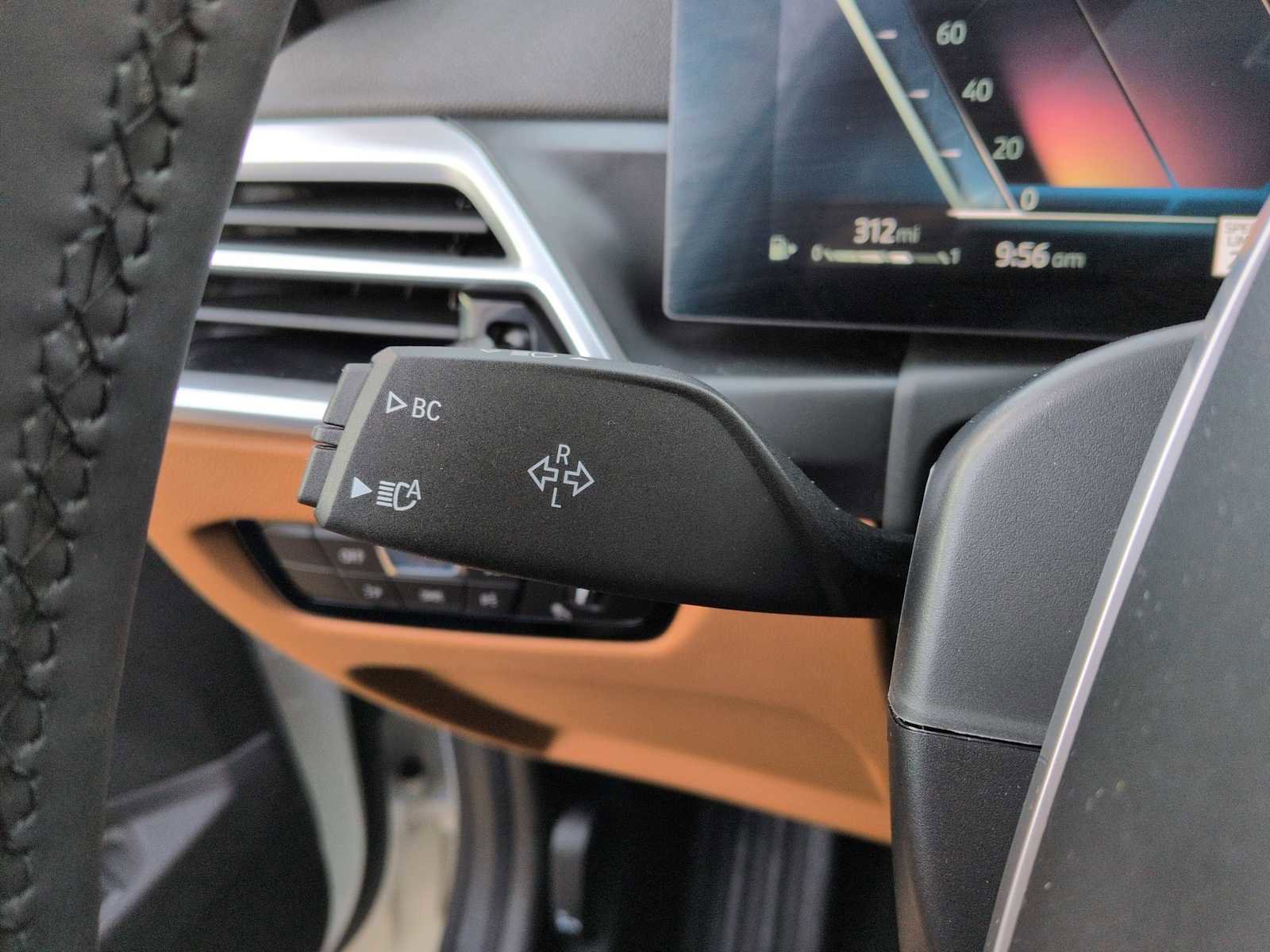 Used 2025 BMW 330i xDrive Sedan w/ Convenience Package image 29