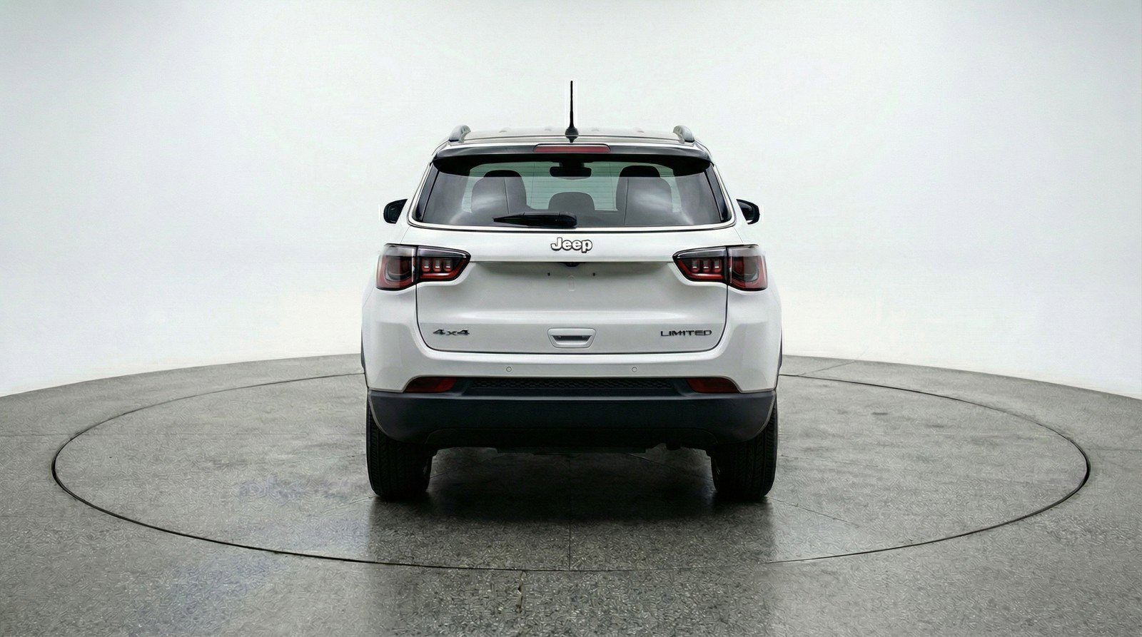 Used 2025 Jeep Compass Limited image 7