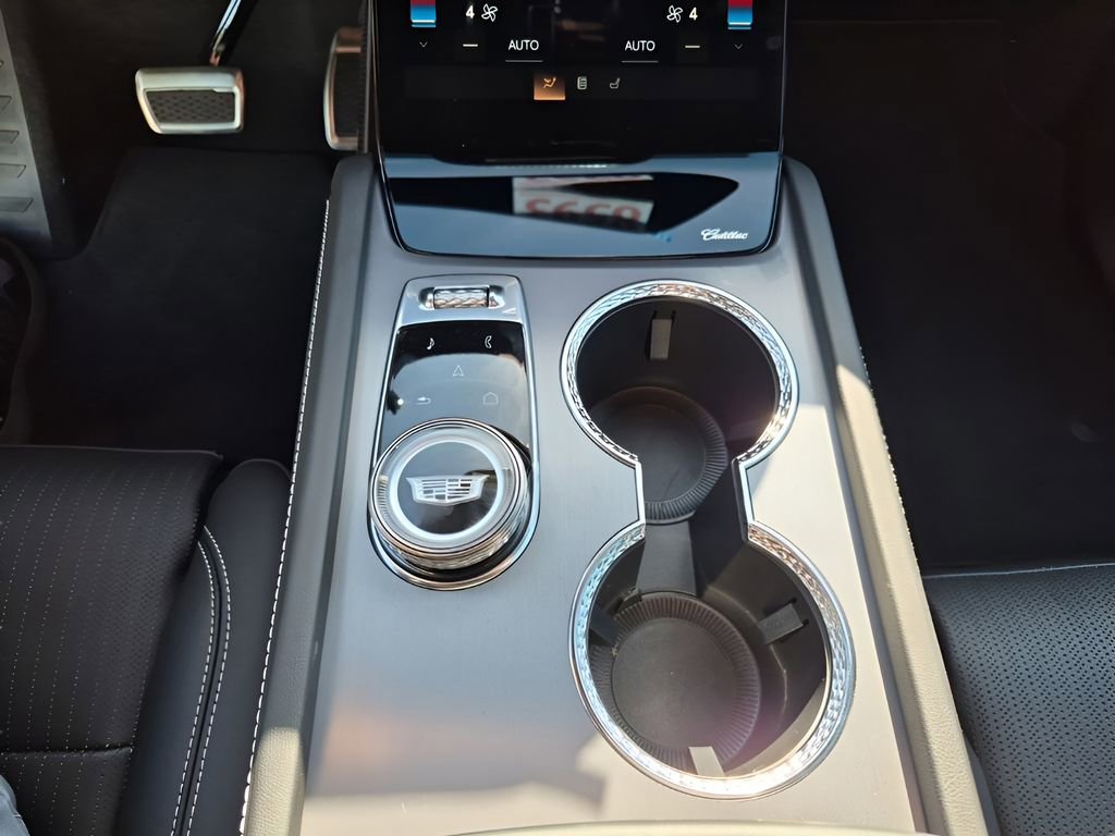 New 2026 Cadillac Vistiq Luxury AWD/4WD image 42