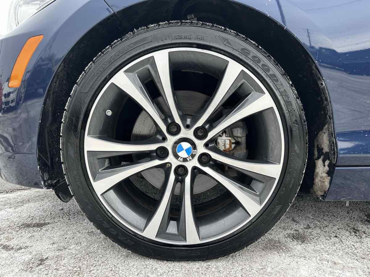 Used 2016 BMW 228i xDrive Coupe w/ Premium Package image 9