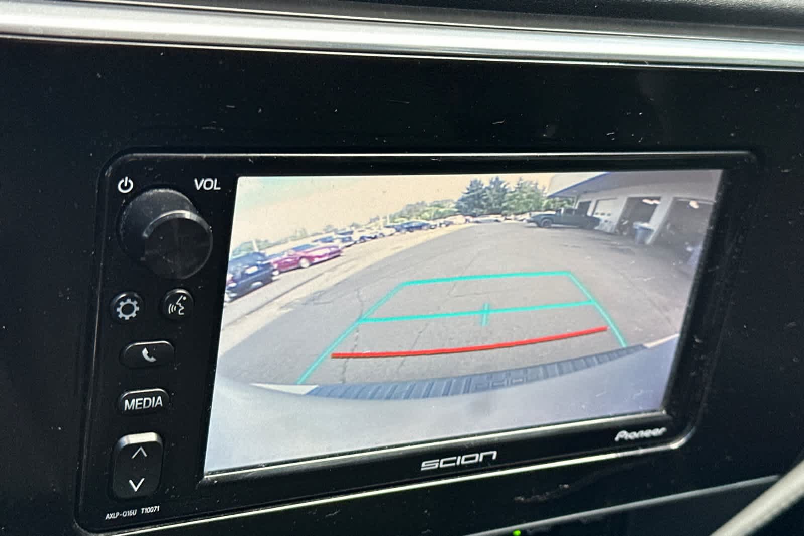 Used 2016 Scion iM FWD image 19