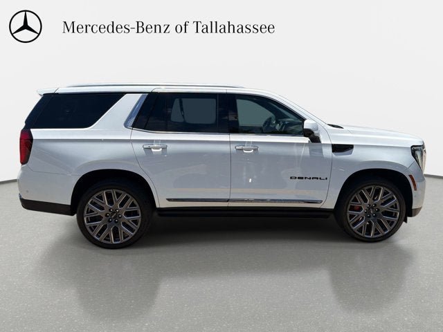 Used 2025 GMC Yukon Denali Ultimate AWD/4WD image 4