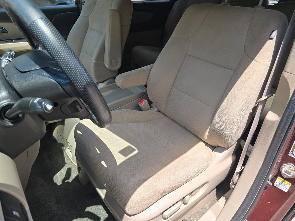 Used 2016 Honda Odyssey SE image 17