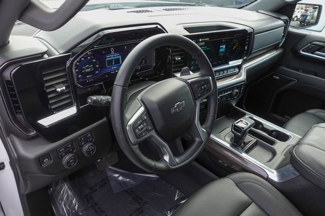 Used 2024 Chevrolet Silverado 1500 RST image 15