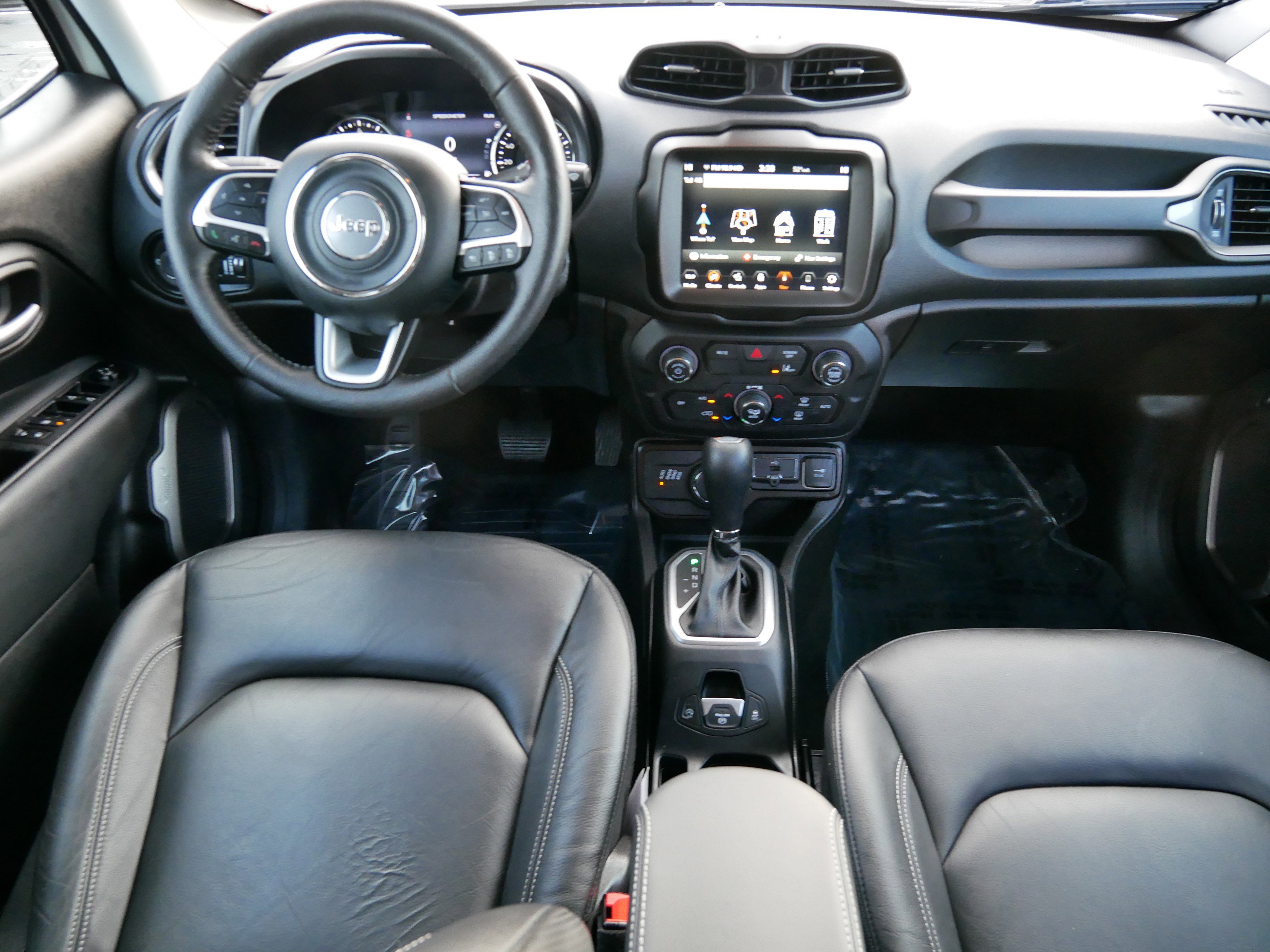 Used 2023 Jeep Renegade Limited image 10