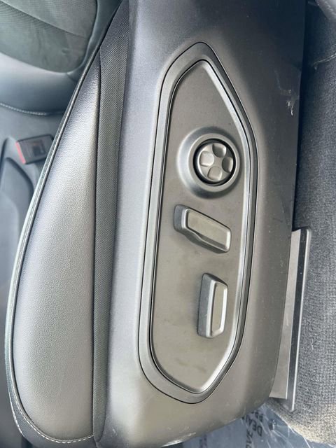 Used 2025 Jeep Grand Cherokee Altitude AWD/4WD image 18