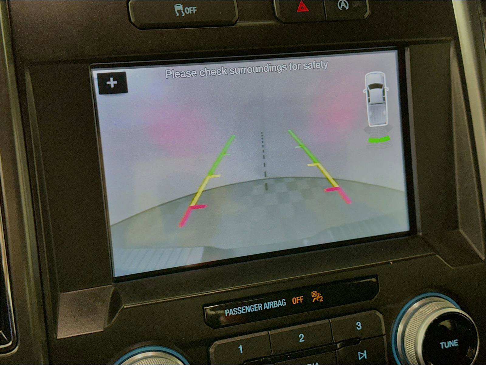 Used 2018 Ford F150 Lariat w/ Equipment Group 502A Luxury image 6