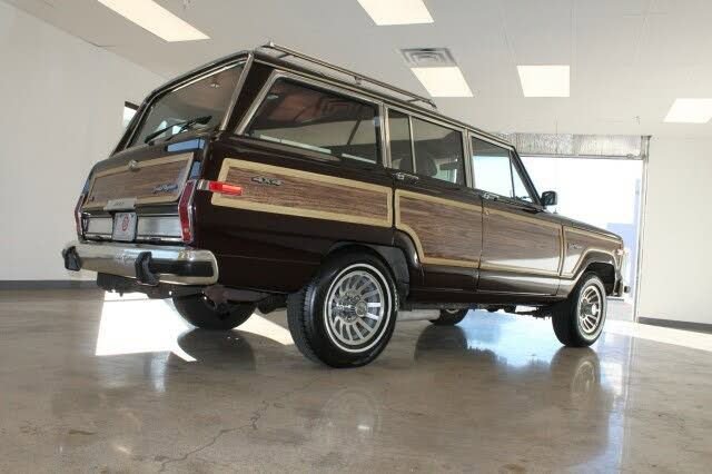 Used 1989 Jeep Grand Wagoneer image 41