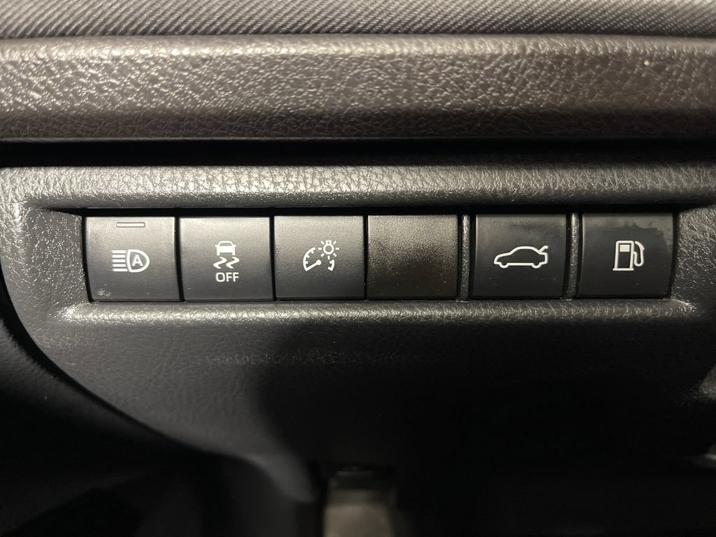 Certified 2025 Toyota Camry LE FWD image 28