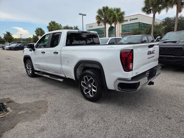 Used 2023 GMC Sierra 1500 Pro w/ Convenience Package AWD/4WD image 9
