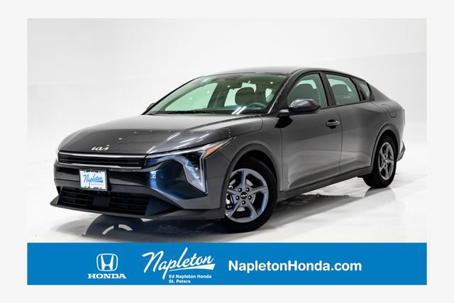 Used 2025 Kia K4 FWD image 1