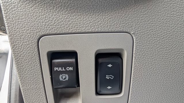 Used 2015 Ford F150 XLT w/ Equipment Group 302A Luxury AWD/4WD image 27
