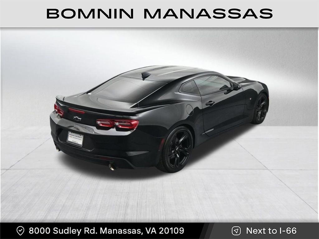 Used 2021 Chevrolet Camaro LT image 21