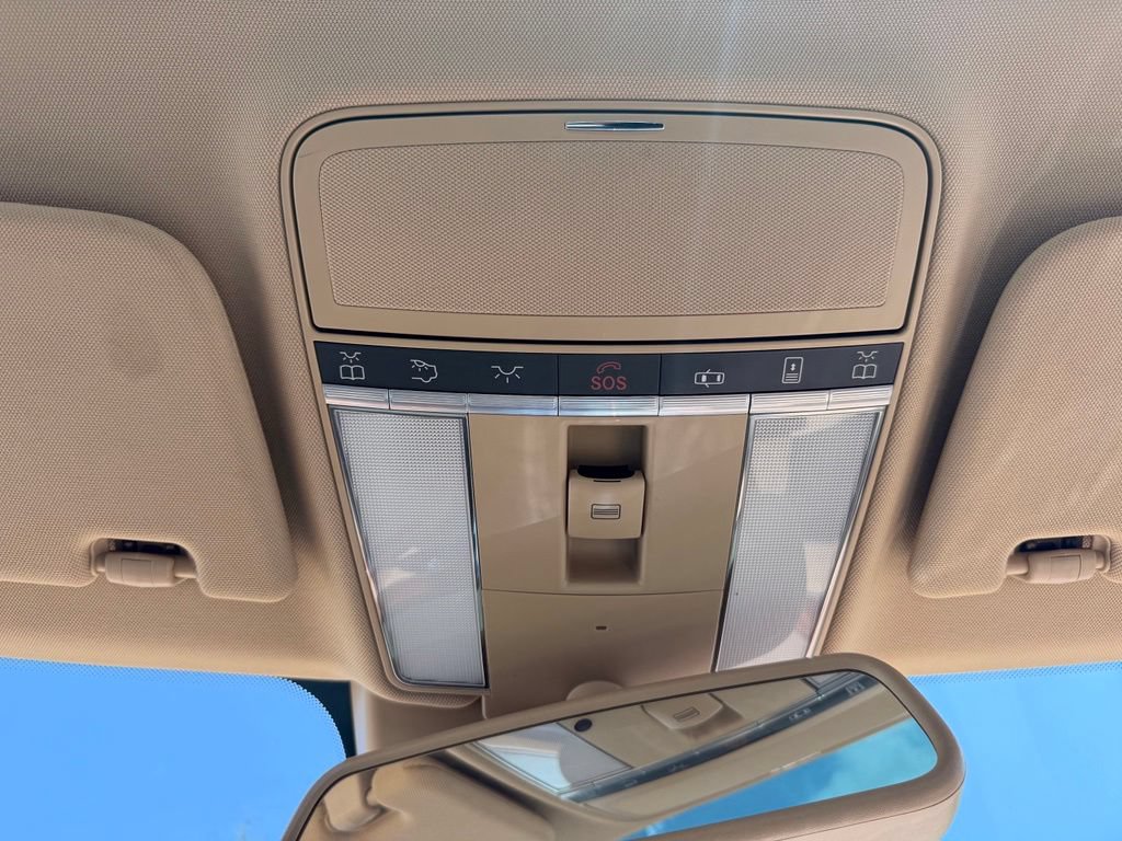 Used 2010 Mercedes-Benz S 550 4MATIC image 29