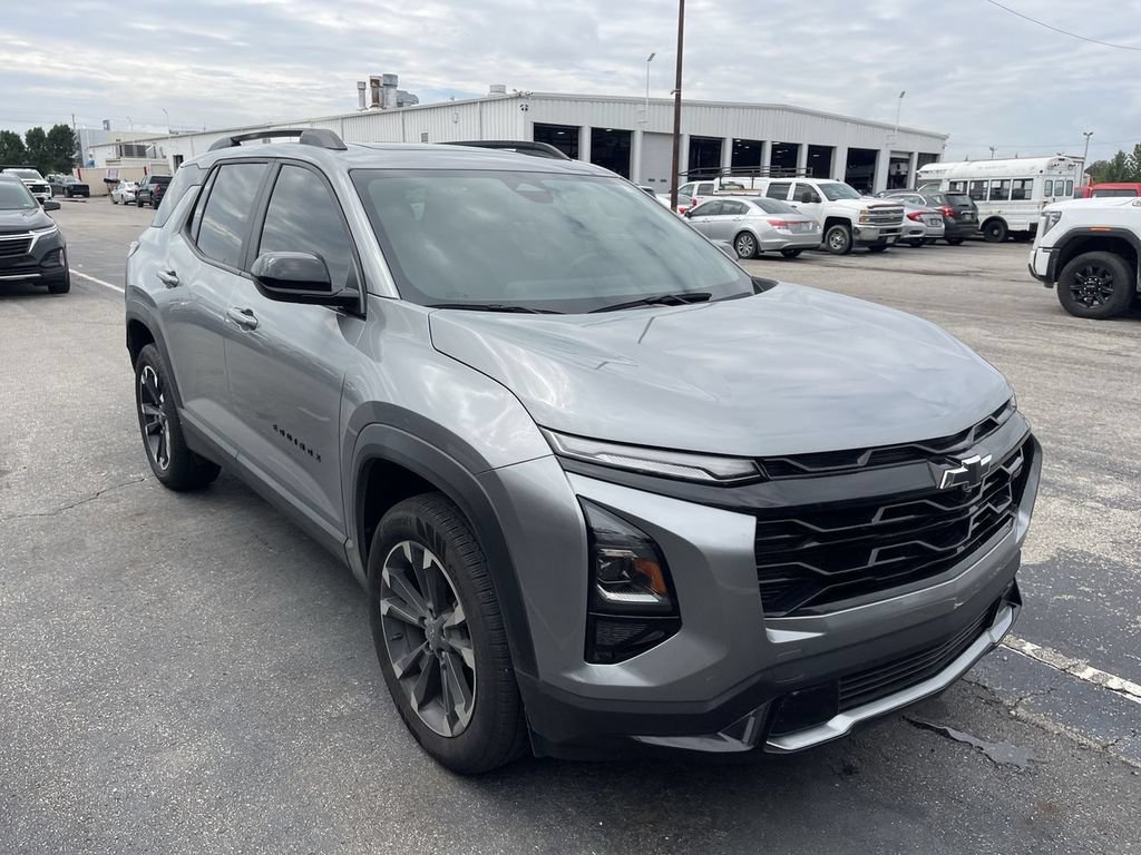 Used 2025 Chevrolet Equinox RS w/ Convenience Package III FWD image 13