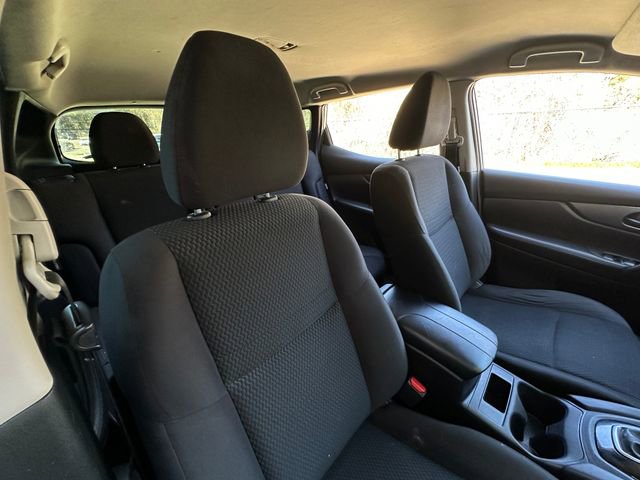 Used 2020 Nissan Rogue Sport S FWD image 34