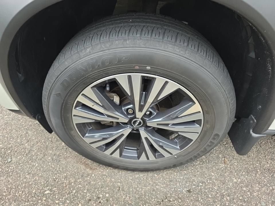 Certified 2023 Nissan Rogue SV AWD/4WD image 12
