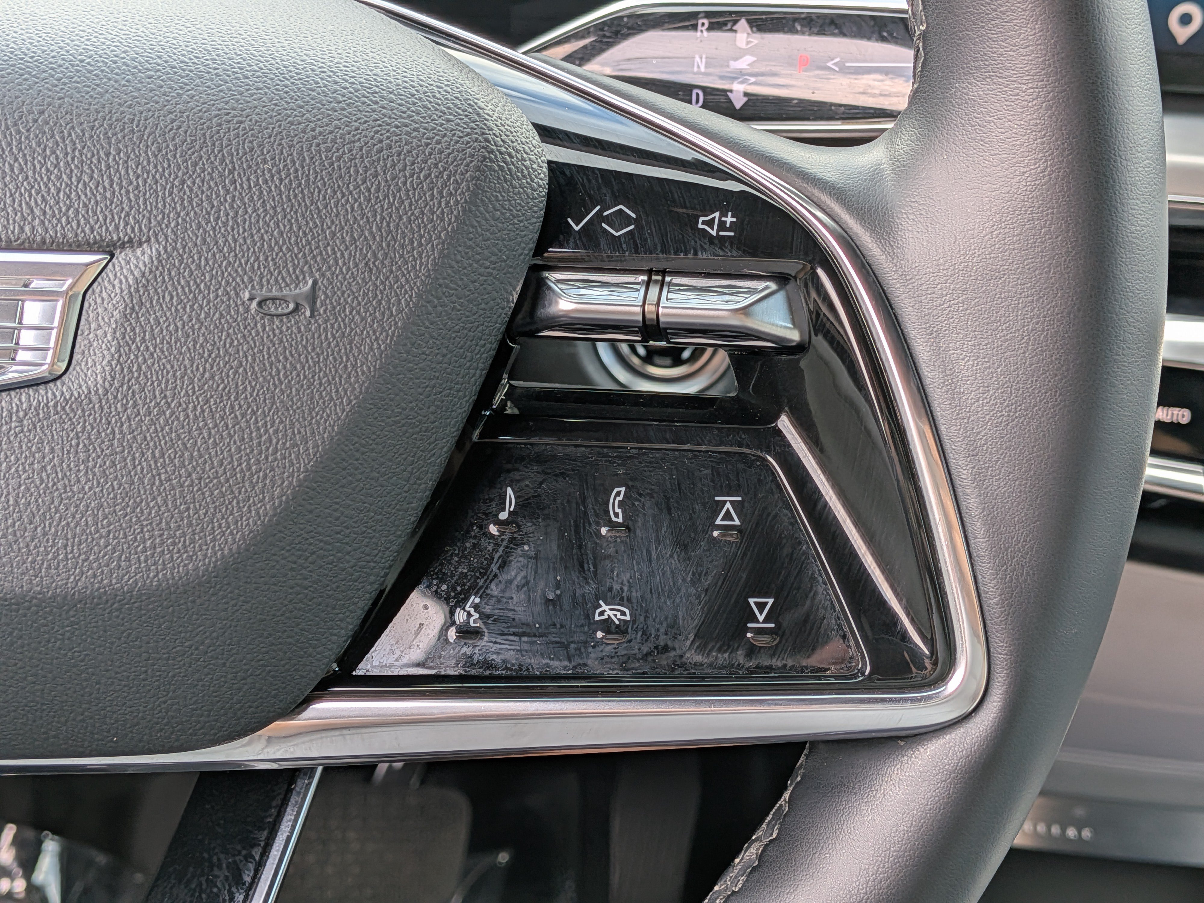 Used 2024 Cadillac Lyriq Sport w/ LPO, Floor Liner Package AWD/4WD image 25
