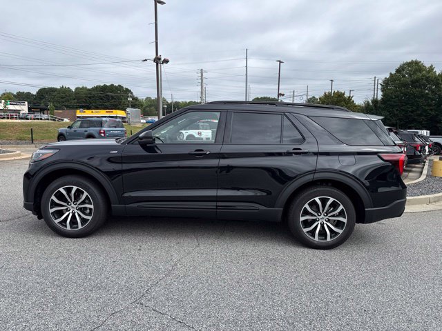 New 2027 Ford Explorer ST-Line RWD image 7