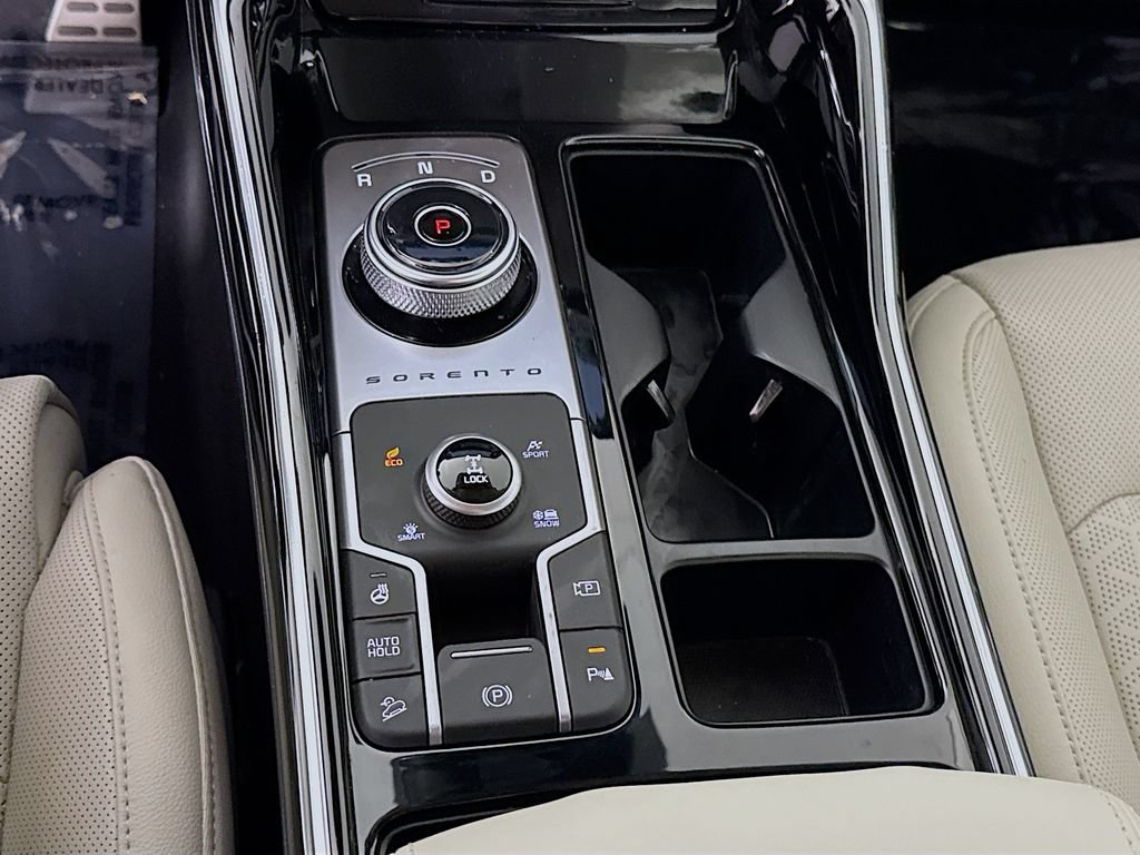 Certified 2023 Kia Sorento SX Prestige AWD/4WD image 11