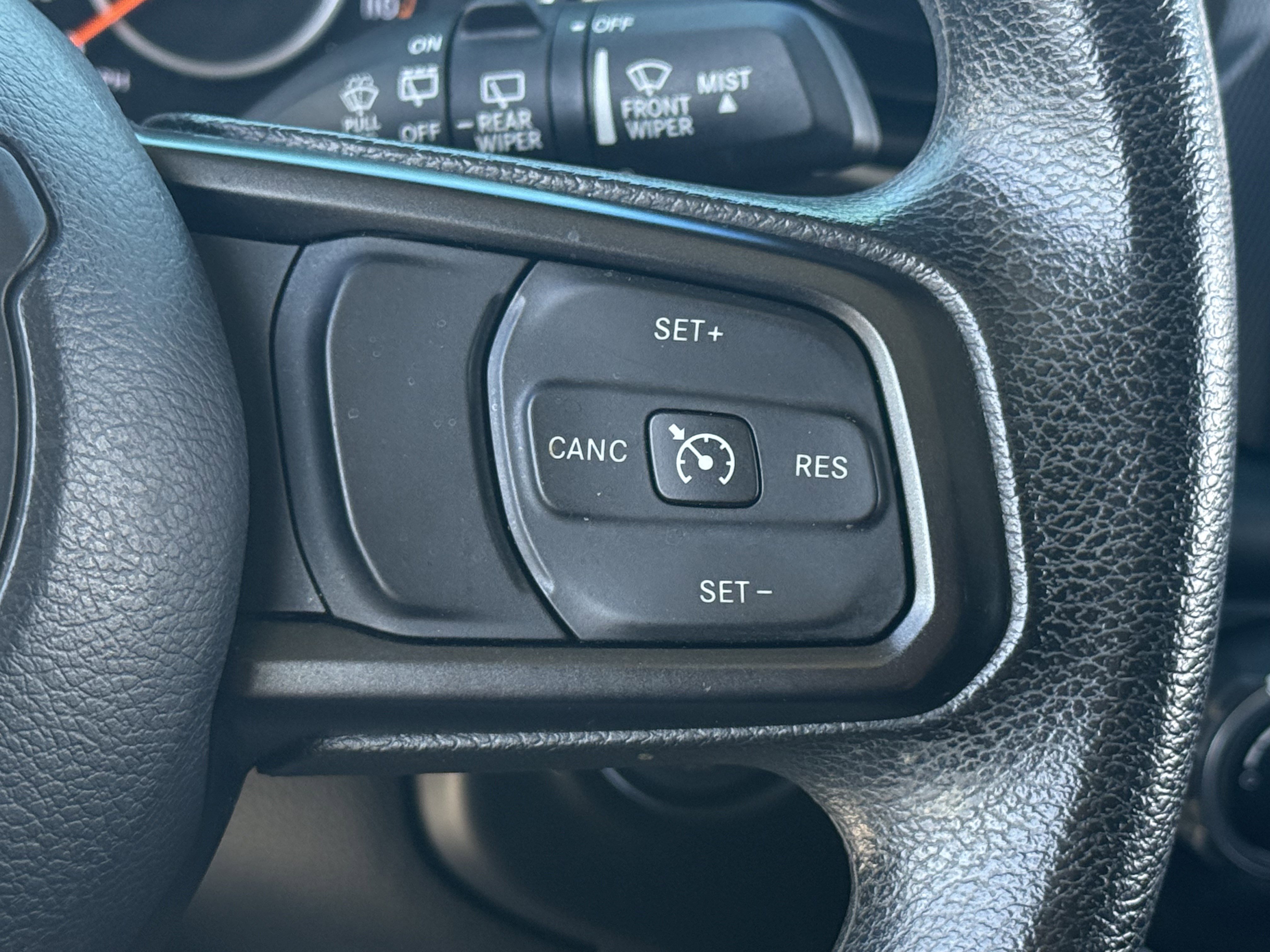 Used 2018 Jeep Wrangler Unlimited Sport image 17