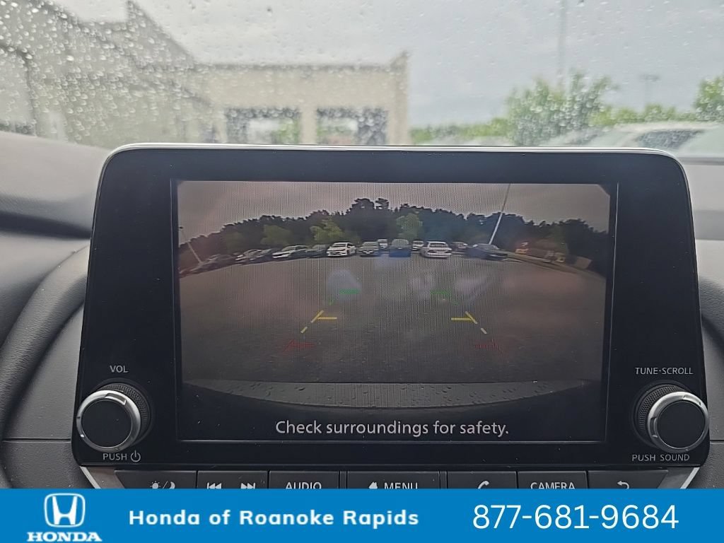 Used 2024 Nissan Rogue SV FWD image 21