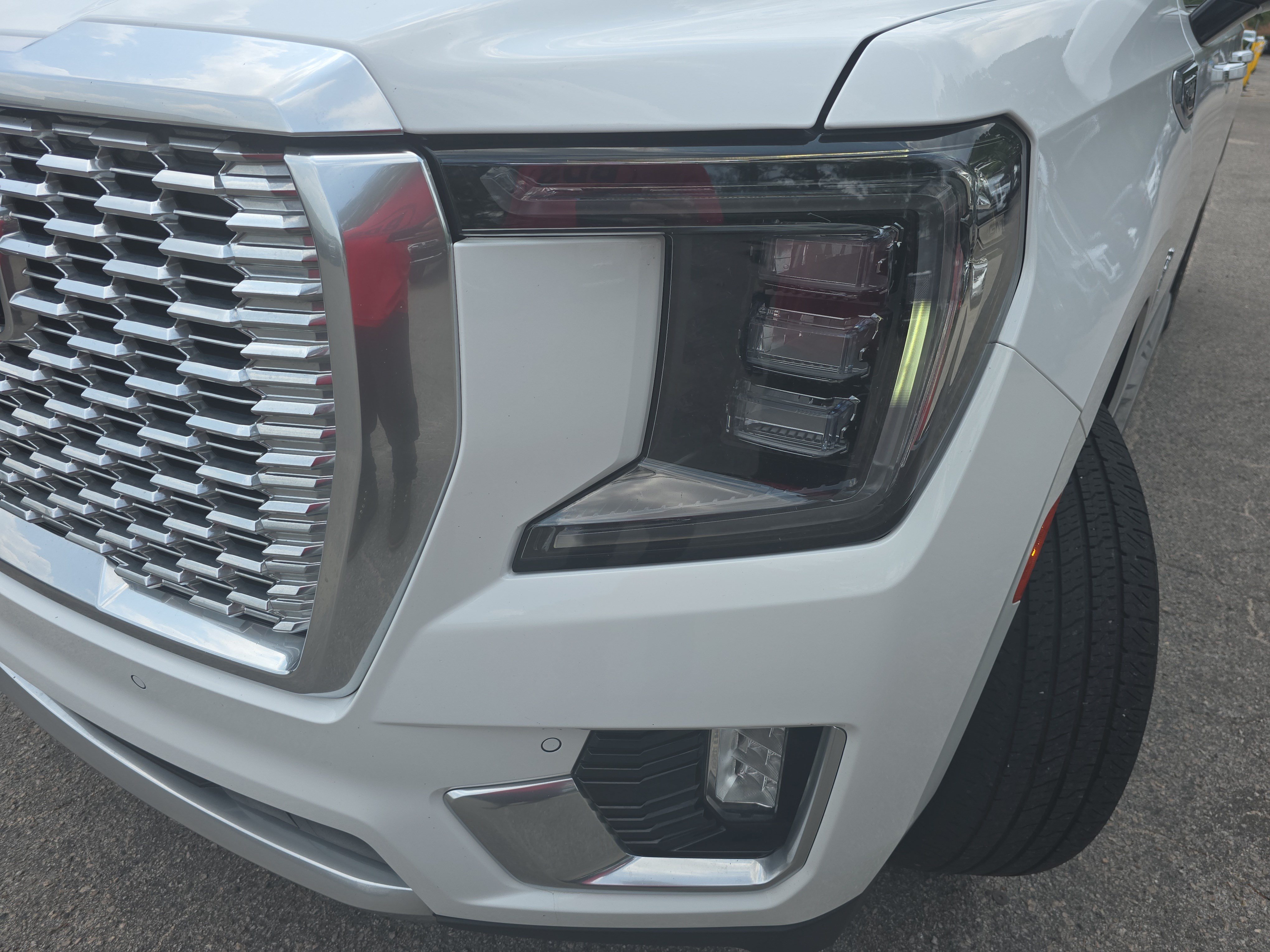 Used 2021 GMC Yukon XL Denali RWD image 32