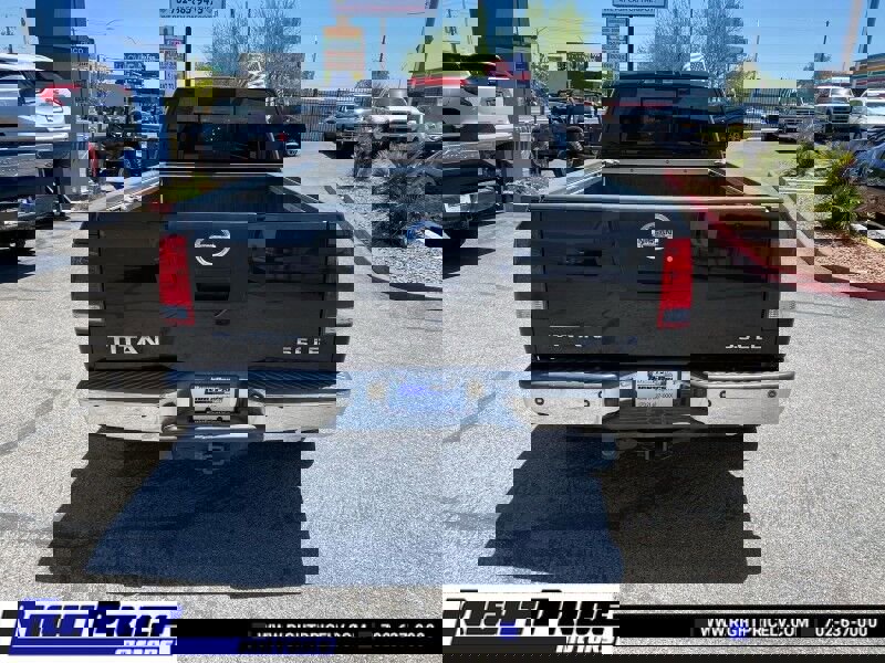 Used 2008 Nissan Titan LE w/ Tow Pkg image 4