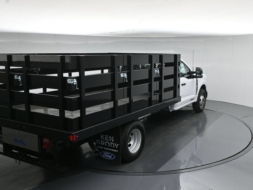 New 2026 Ford F350 XL w/ XL Chrome Package RWD image 25